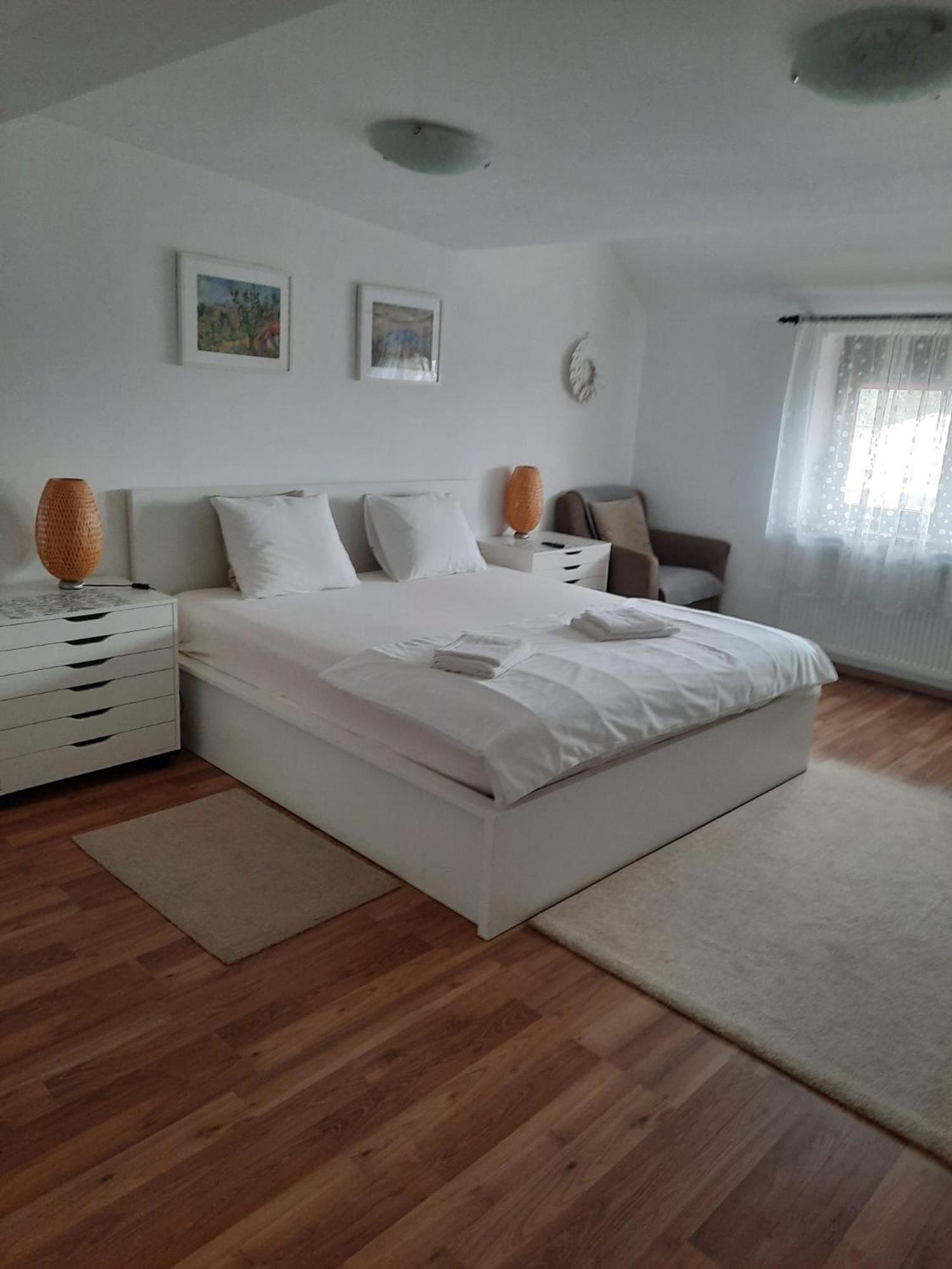 Pensiunea Corbeanca - Cazare Si Evenimente Exteriör bild